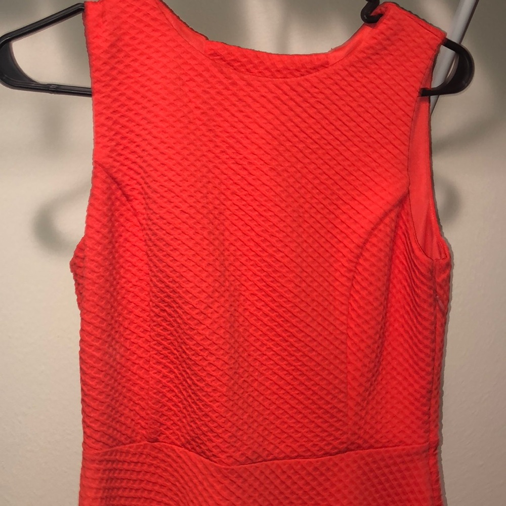 Dress - Picture 5 of 7